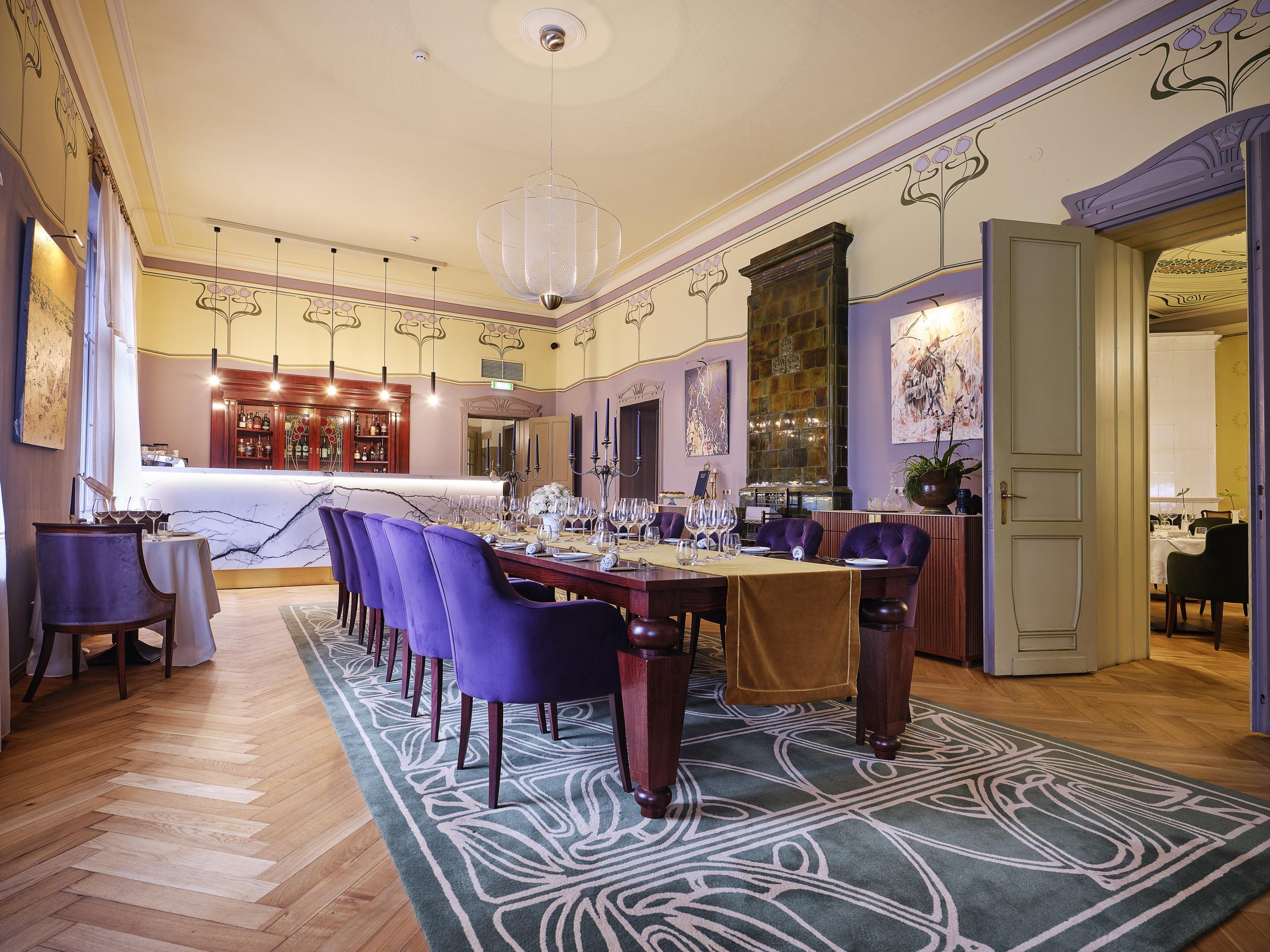 Ammende Restaurant And Hotell 5*